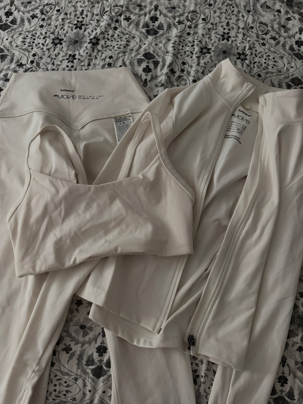 H&M Light Cream Activewear Set